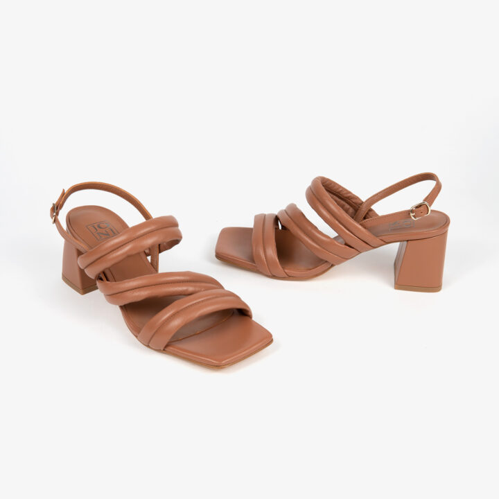 Sandalia de mujer marrón 22058